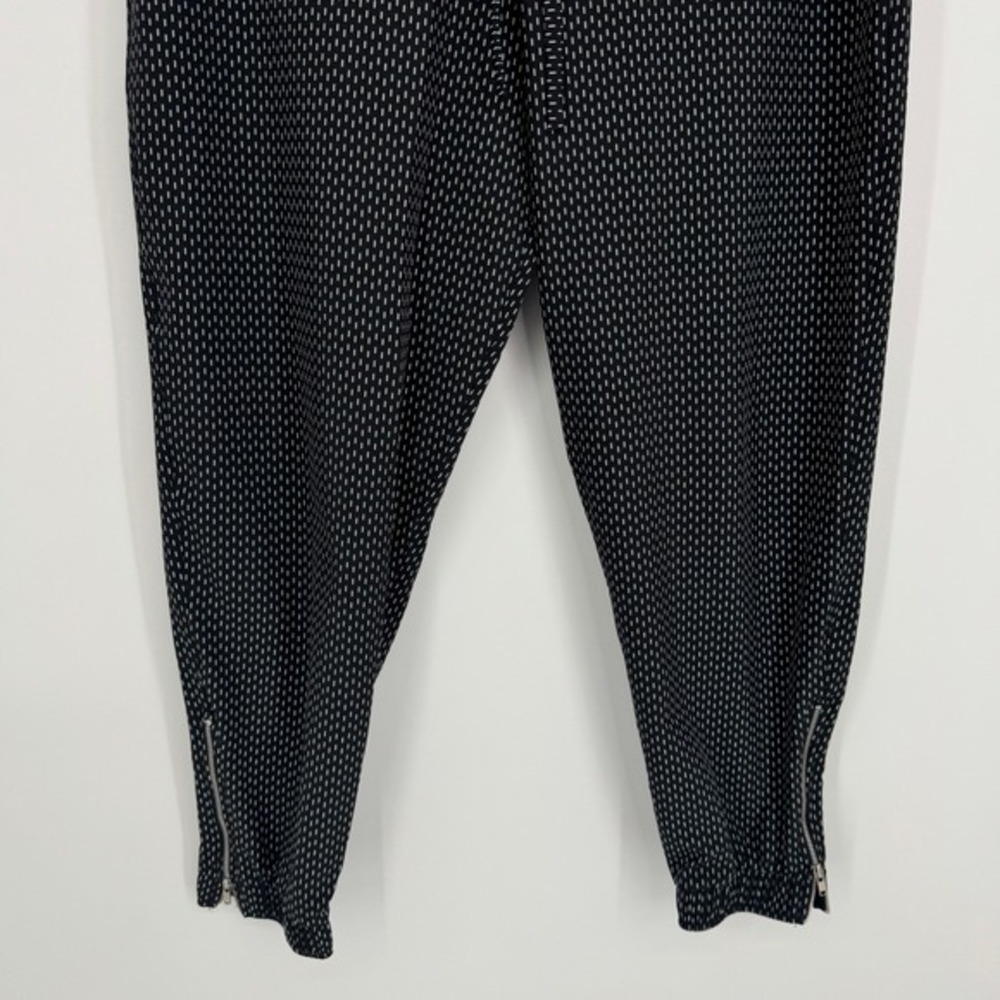 Albion Fit Jetset Jogger Pants Size Medium Petite Black White Comfort Athleisure - Picture 7 of 10